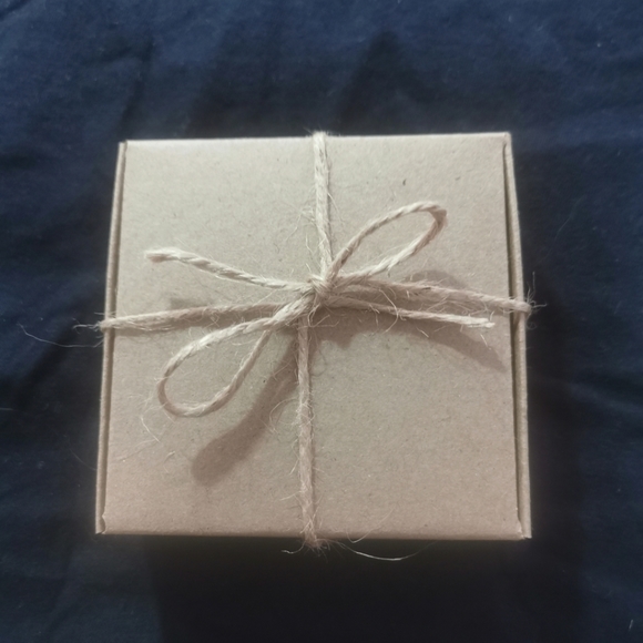 Brand new heart with wave earrings for pieces ears - Picture 2 of 2